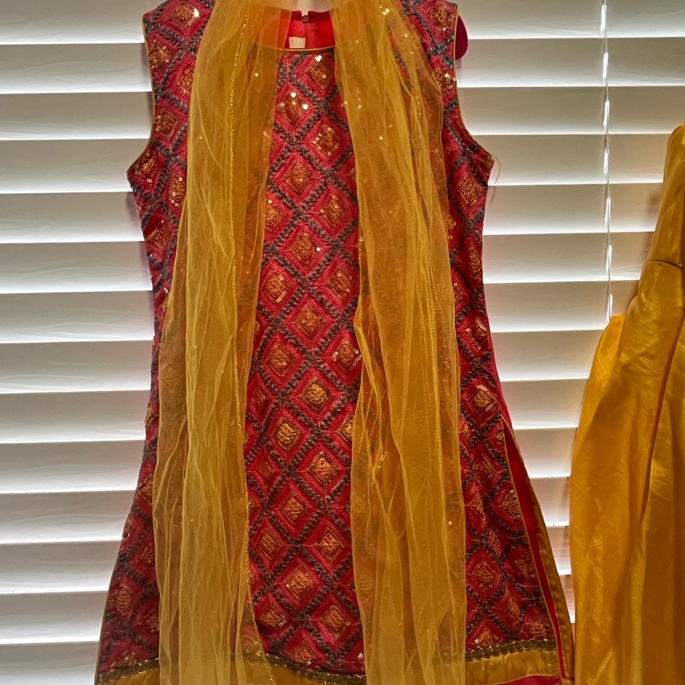 Yellow Matching Set with Intricate Embroidery - Picture 2 of 2